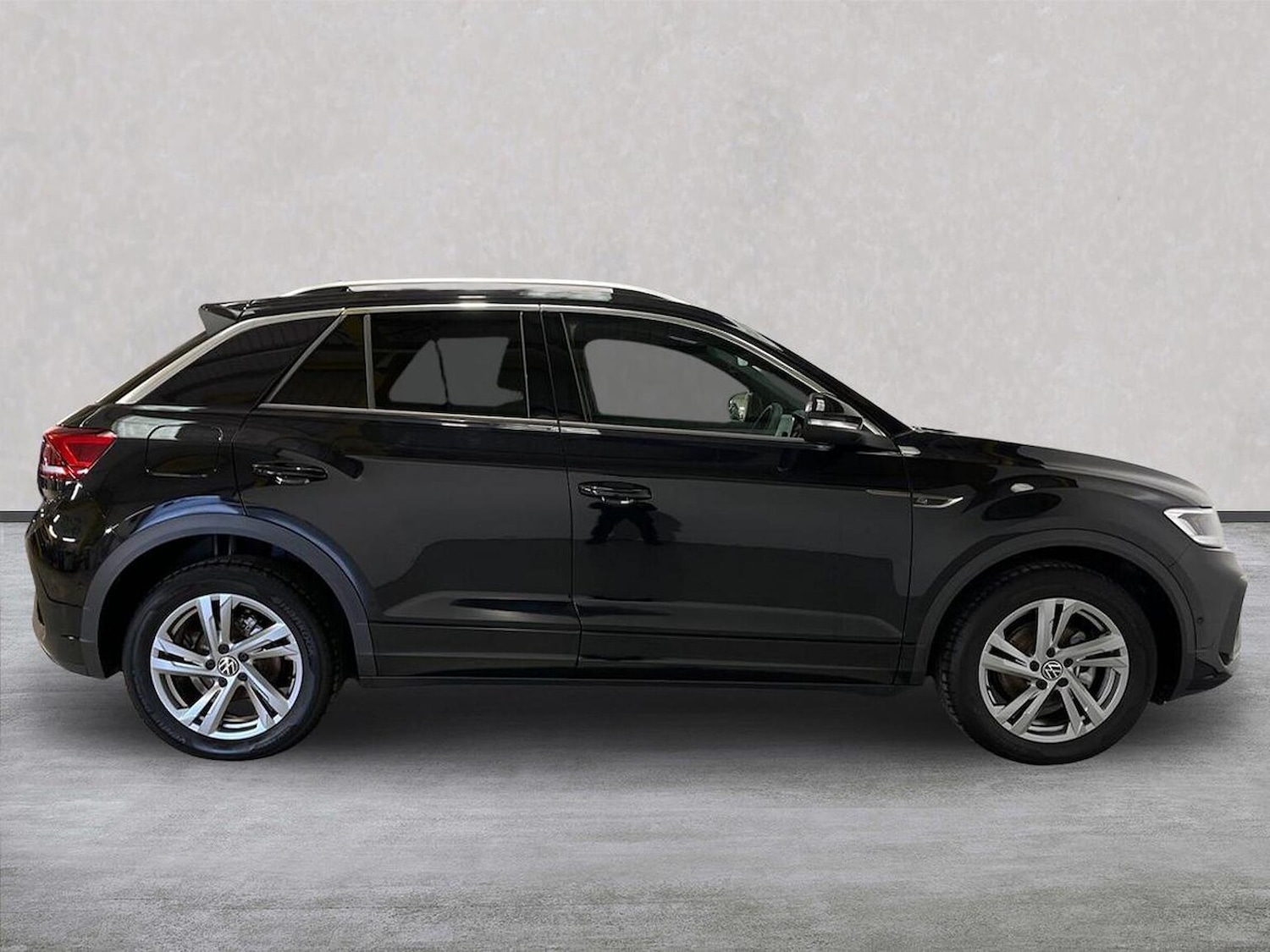 Used Volkswagen T-Roc 2025 for sale - 77056885: Photo 5