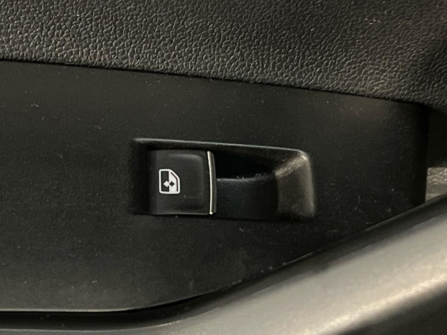 Used Volkswagen Polo 2018 for sale - 76300740: Photo 39