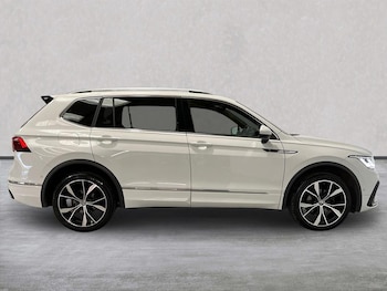 Used Volkswagen Tiguan Allspace 2024 for sale - 78511924: Photo