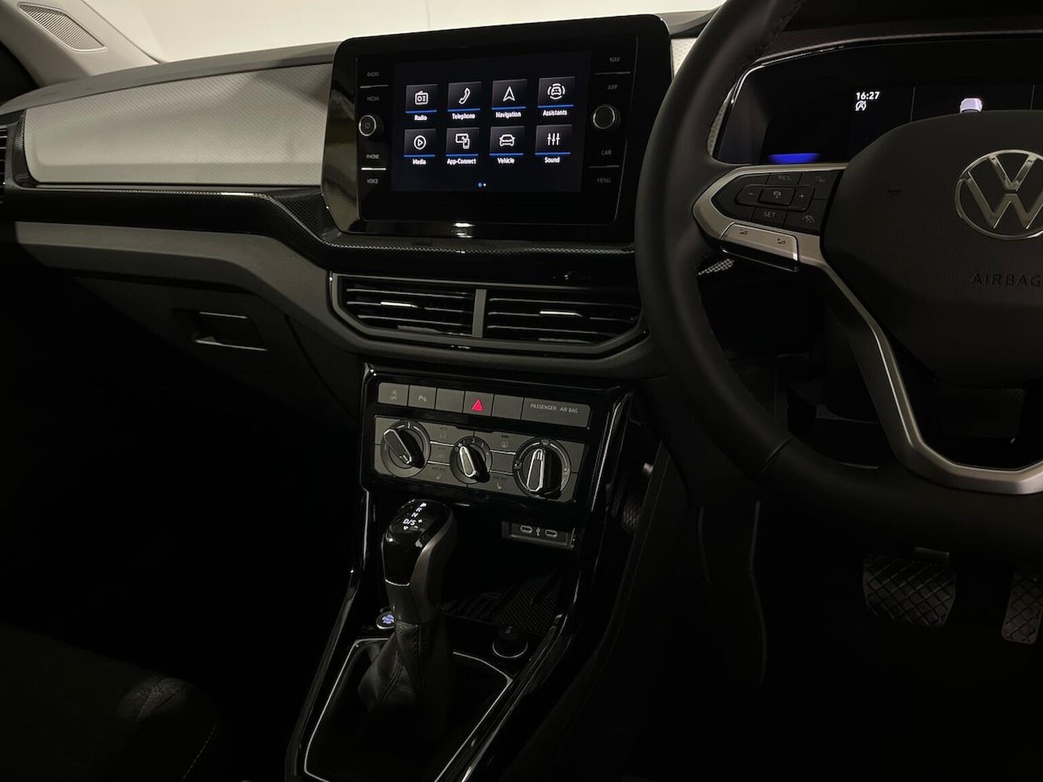 Used Volkswagen T-Cross 2026 for sale - 77759368: Photo 13