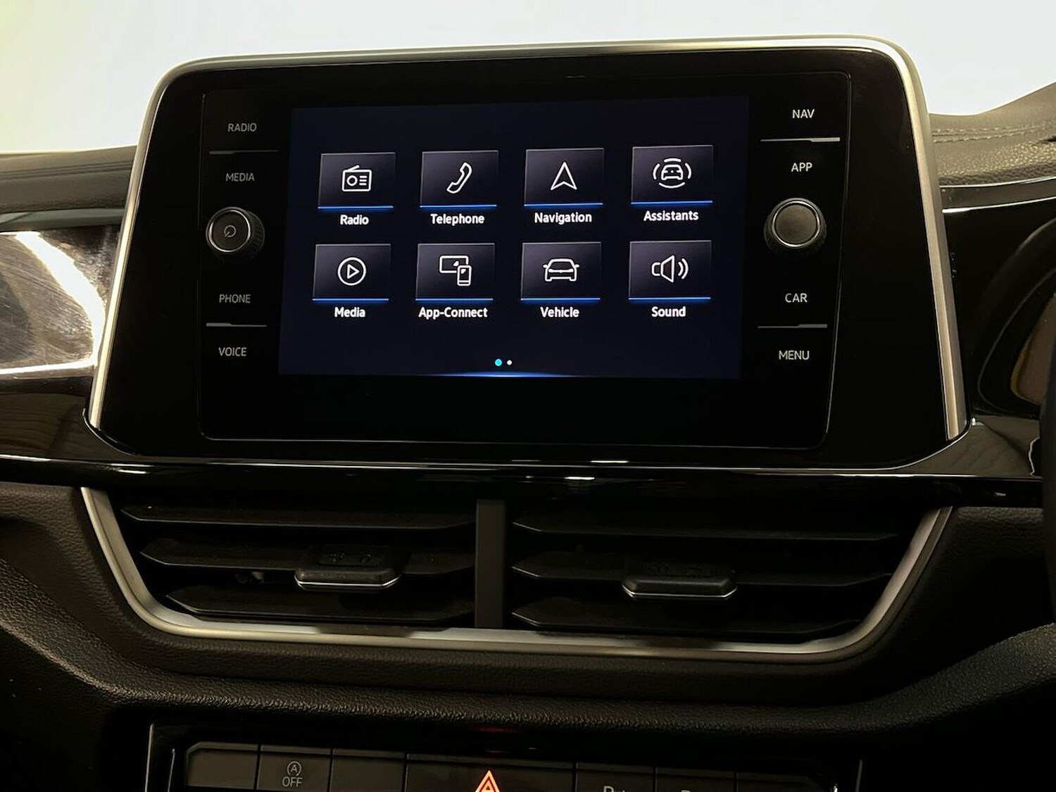 Used Volkswagen T-Roc 2022 for sale - 76418215: Photo 11