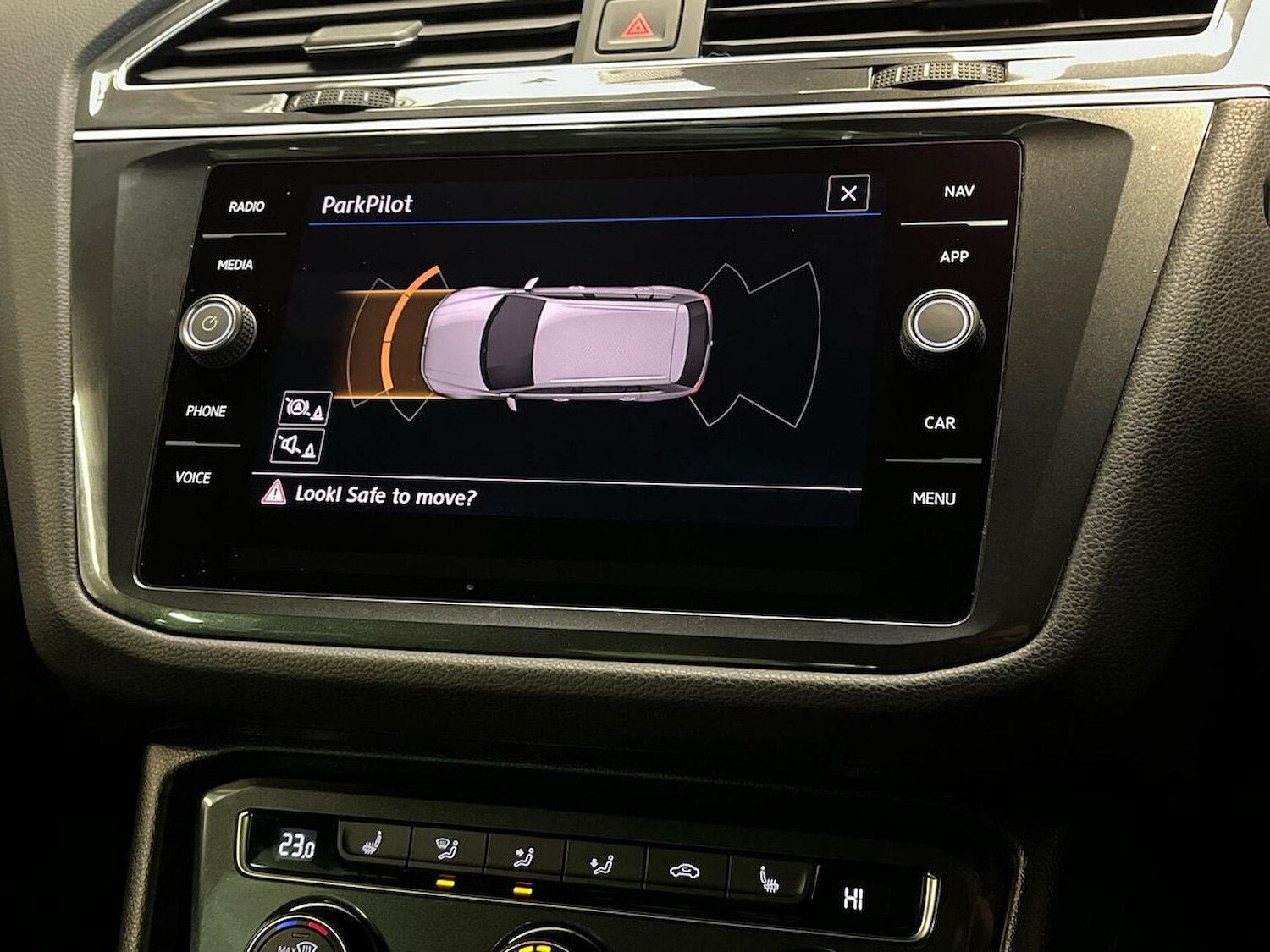 Used Volkswagen Tiguan 2018 for sale - 76403446: Photo 23