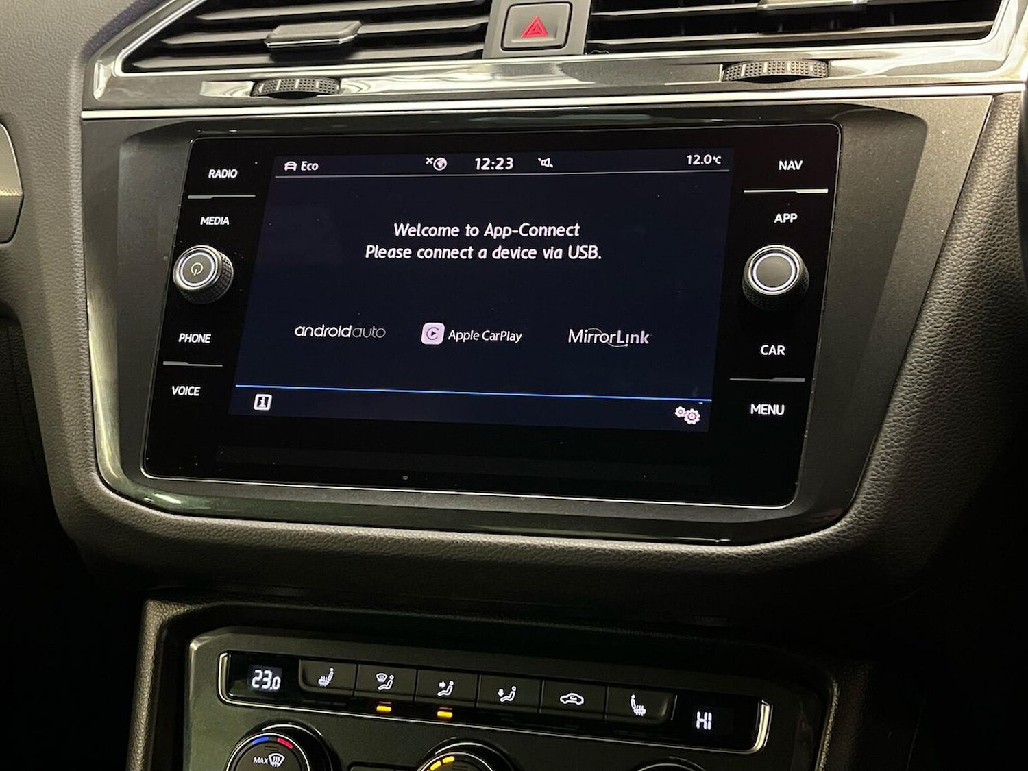 Used Volkswagen Tiguan 2018 for sale - 76403446: Photo 25