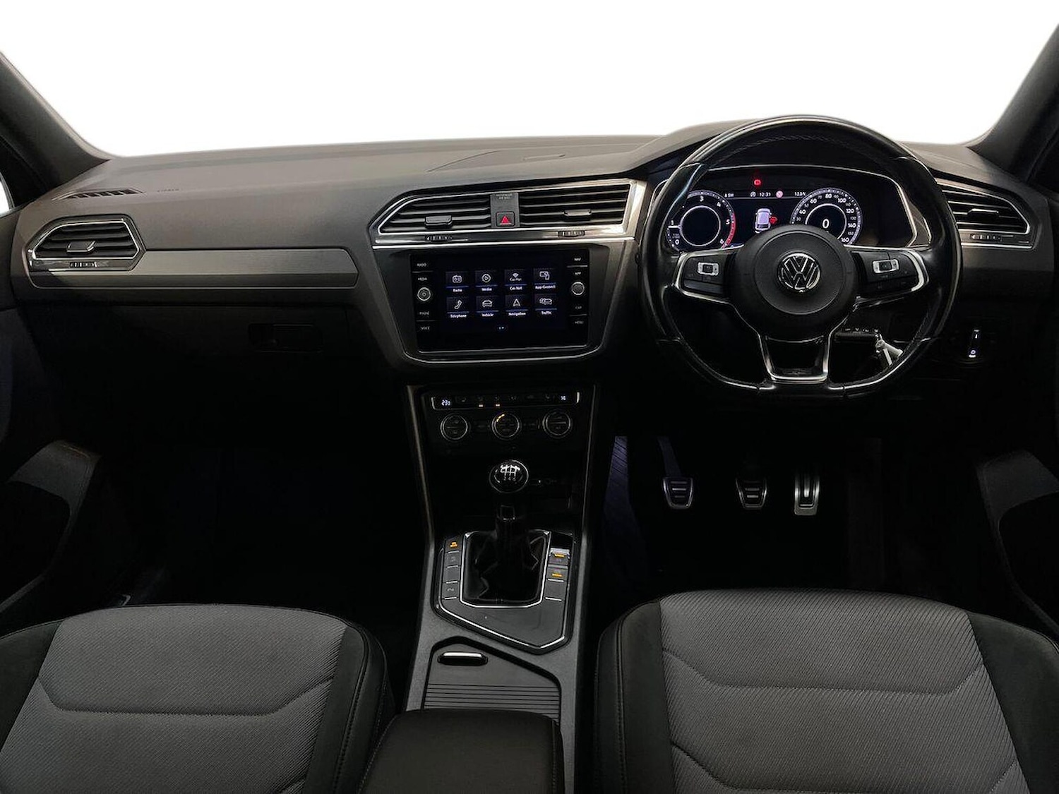 Used Volkswagen Tiguan 2018 for sale - 76403446: Photo 8