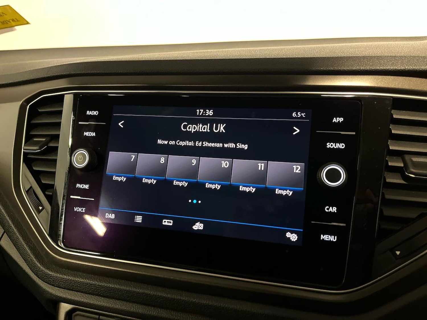 Used Volkswagen T-Roc 2018 for sale - 76637743: Photo 11