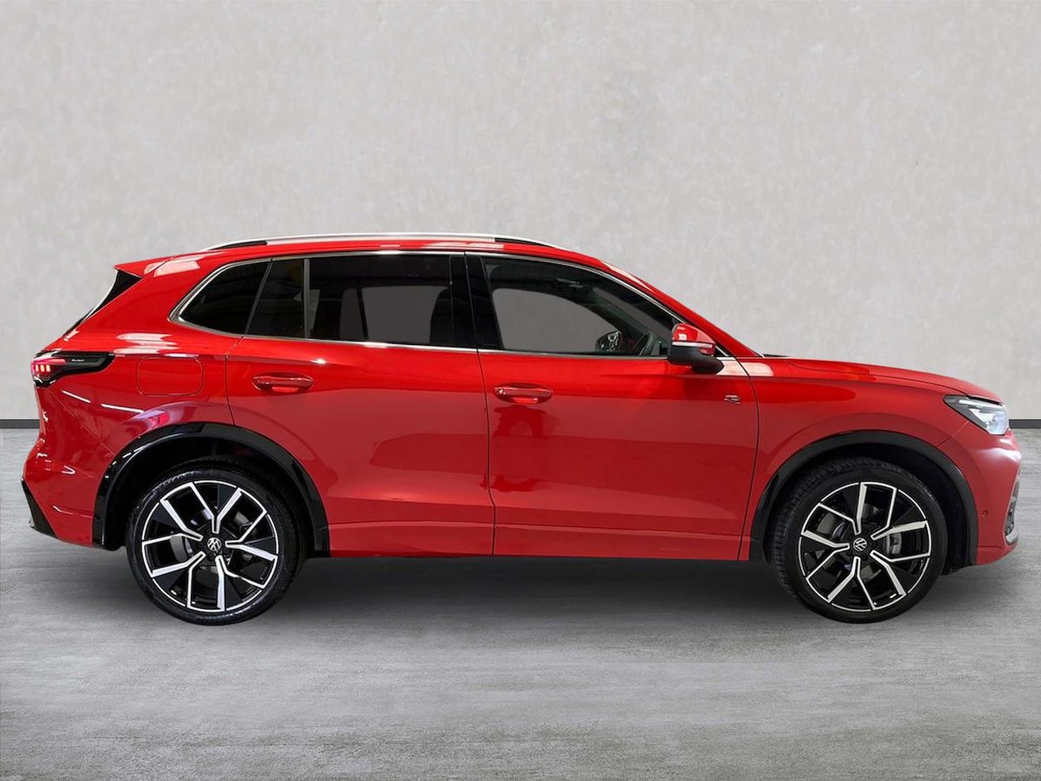 Used Volkswagen Tiguan 2025 for sale - 78195636: Photo 3