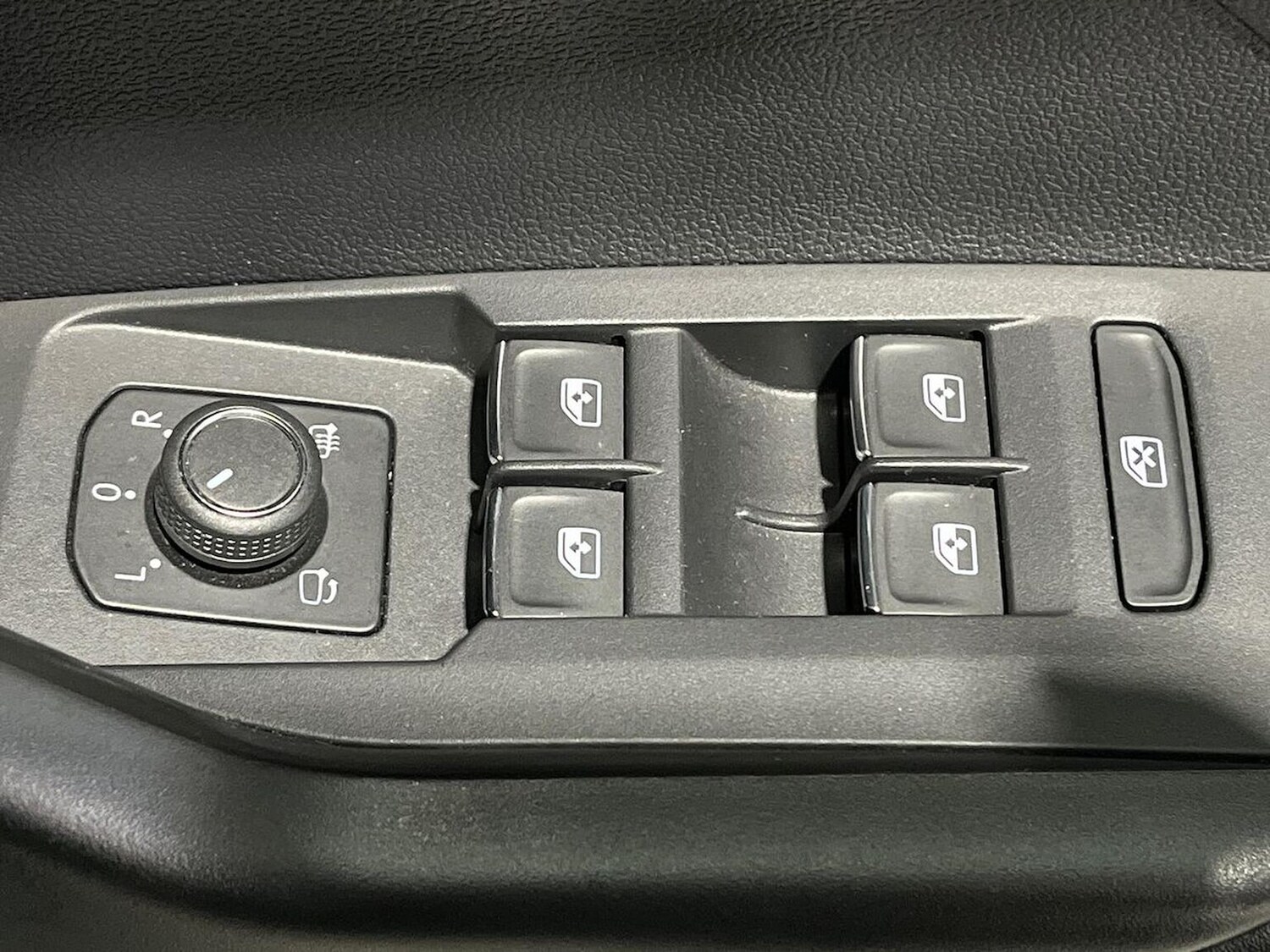 Used Volkswagen T-Cross 2022 for sale - 77896276: Photo 21