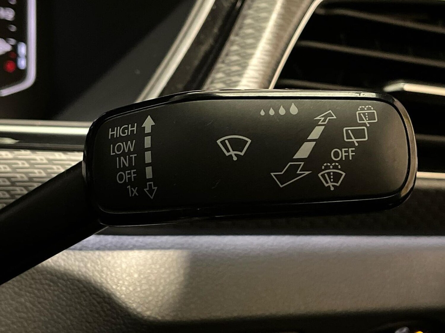 Used Volkswagen T-Cross 2022 for sale - 77896276: Photo 28