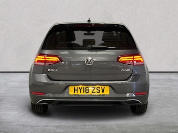 Used Volkswagen Golf 2018 for sale - 78497850: Photo