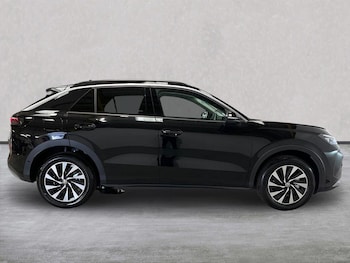 Used Volkswagen T-Roc 2026 for sale - 79405955: Photo
