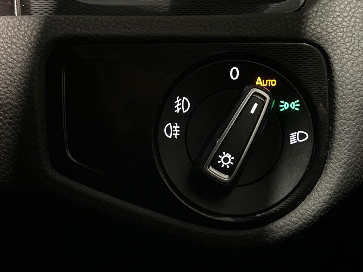 Used Volkswagen Golf 2016 for sale - 76725919: Photo 30