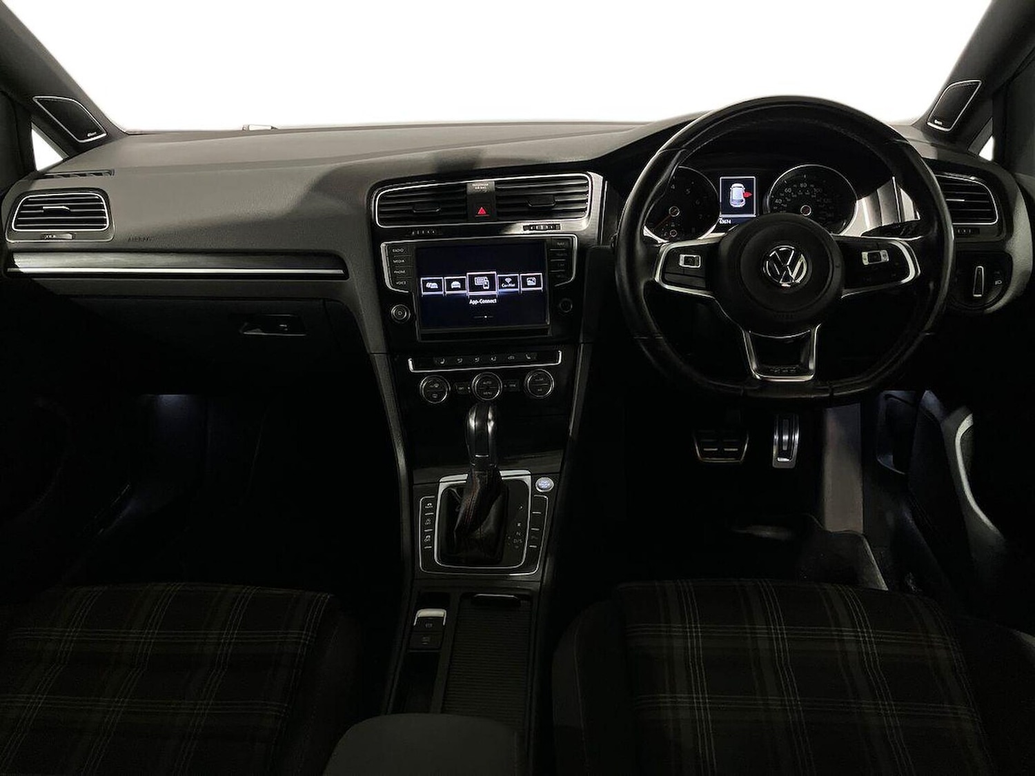 Used Volkswagen Golf 2016 for sale - 76725919: Photo 8