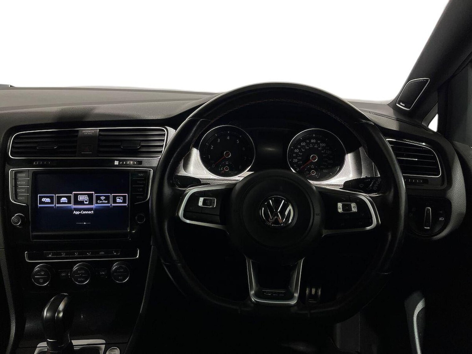 Used Volkswagen Golf 2016 for sale - 76725919: Photo 9