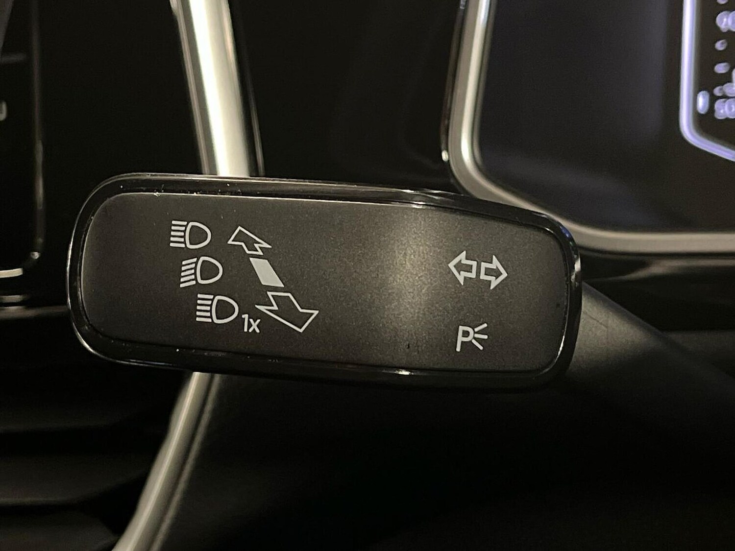 Used Volkswagen T-Roc 2022 for sale - 76565498: Photo 29