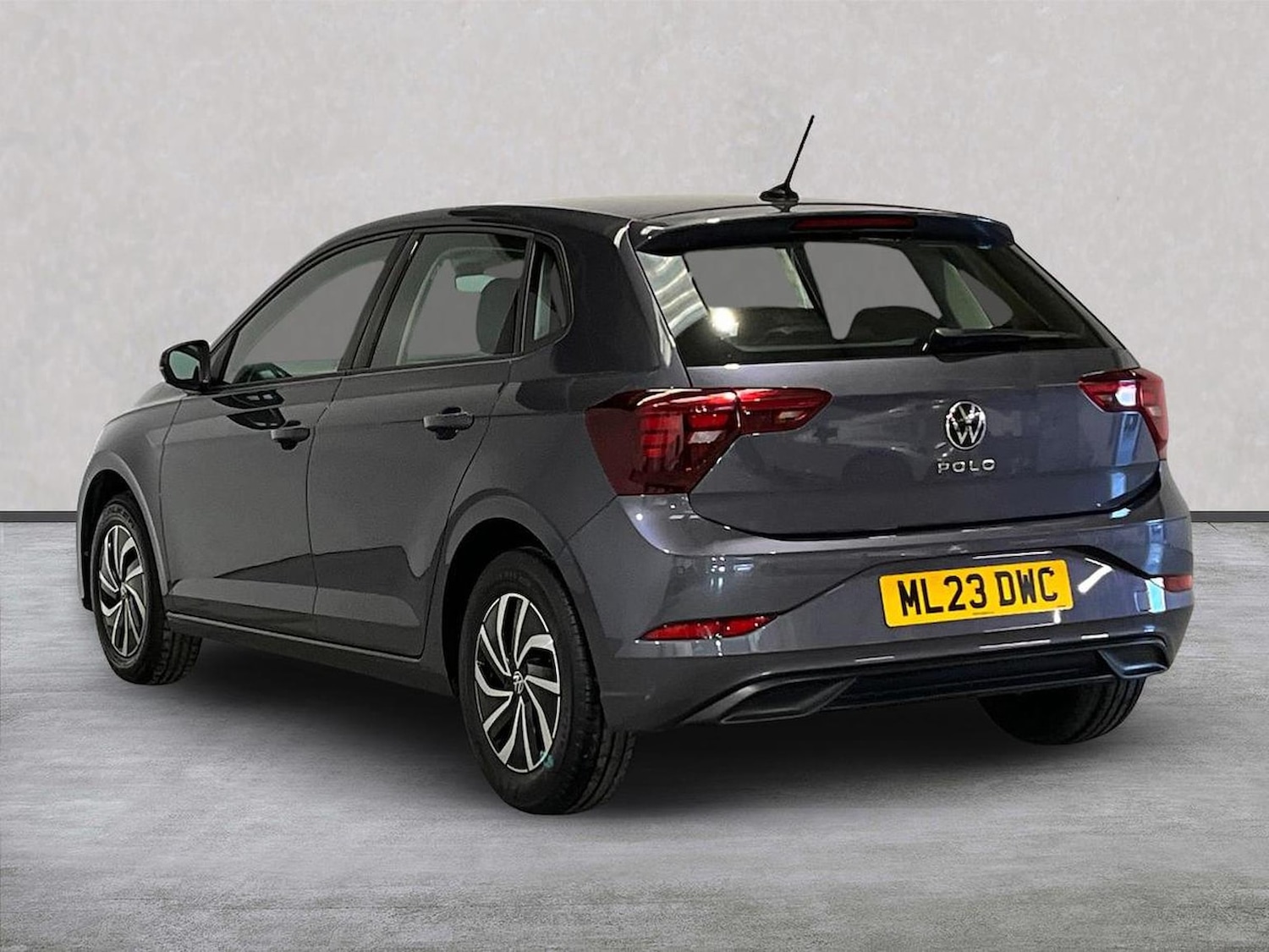 Used Volkswagen Polo 2023 for sale - 76799425: Photo 2