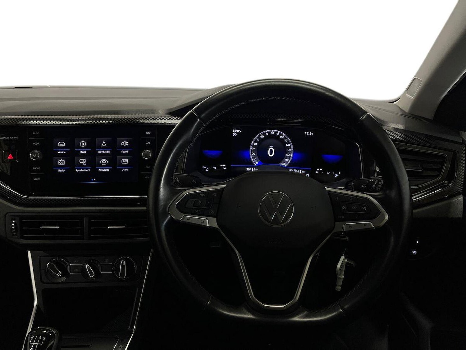 Used Volkswagen Polo 2023 for sale - 76799425: Photo 9