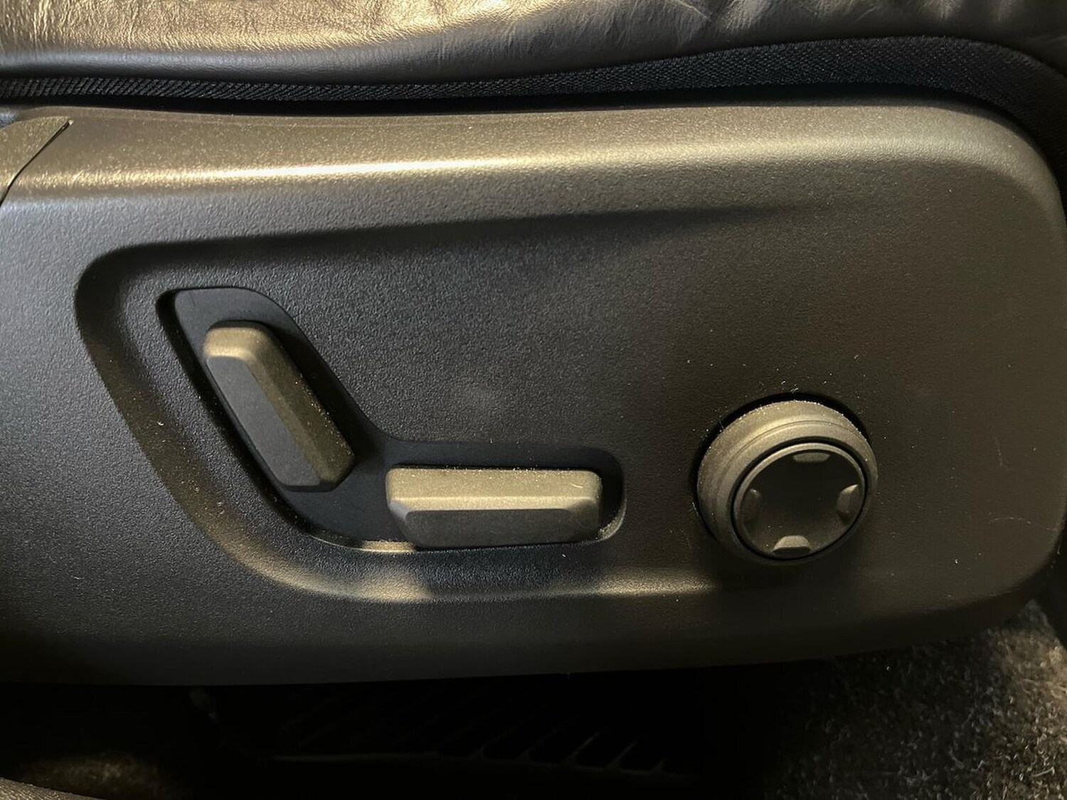 Used Volvo XC40 2018 for sale - 76426786: Photo 30