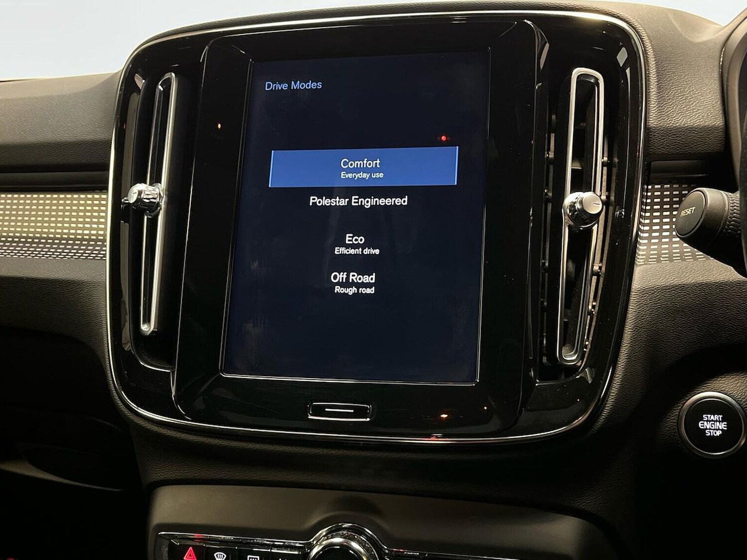 Used Volvo XC40 2018 for sale - 76426786: Photo 39