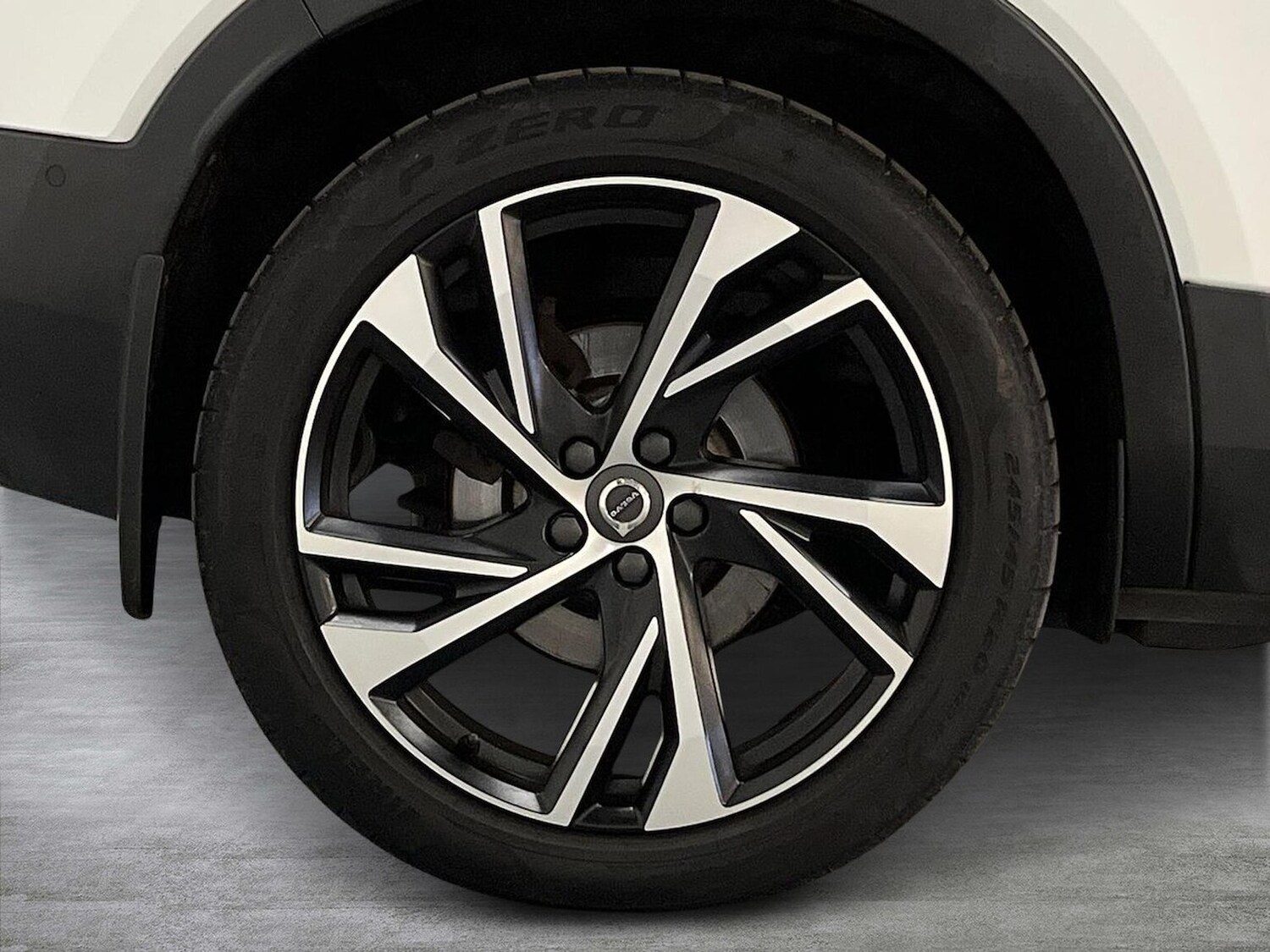 Used Volvo XC40 2018 for sale - 76426786: Photo 6