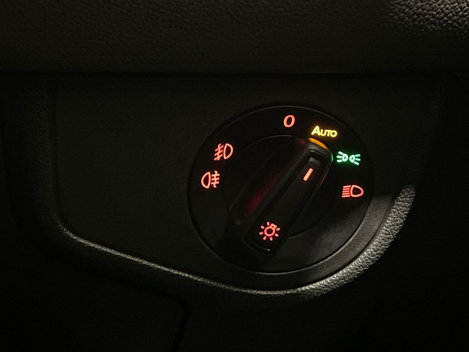 Used Volkswagen Polo 2020 for sale - 76770059: Photo 22