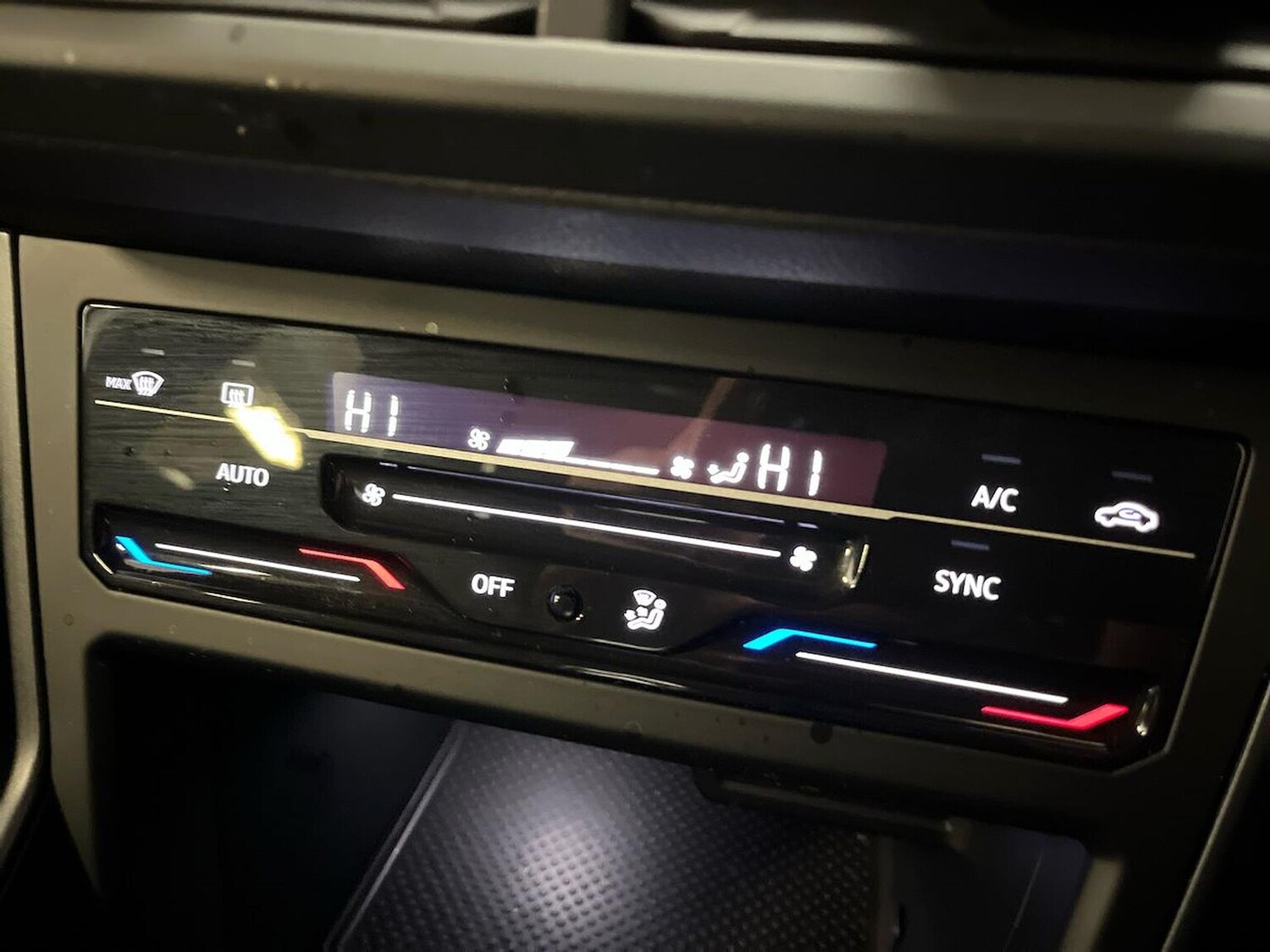 Used Volkswagen Polo 2022 for sale - 76628198: Photo 12