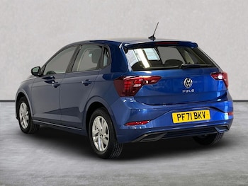 Used Volkswagen Polo 2022 for sale - 76065661: Photo 2
