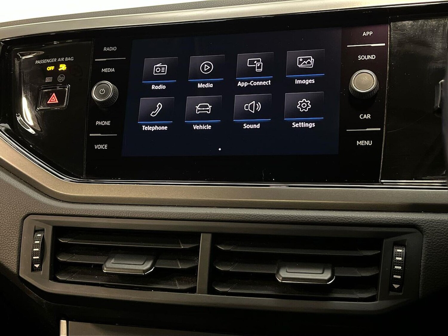 Used Volkswagen Polo 2019 for sale - 76305366: Photo 11