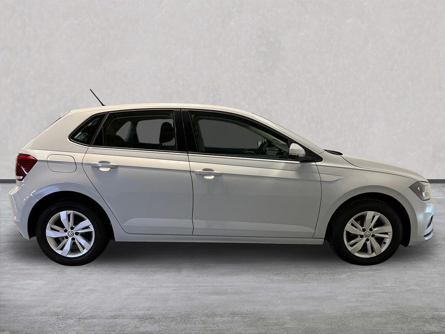 Used Volkswagen Polo 2019 for sale - 76305366: Photo 3