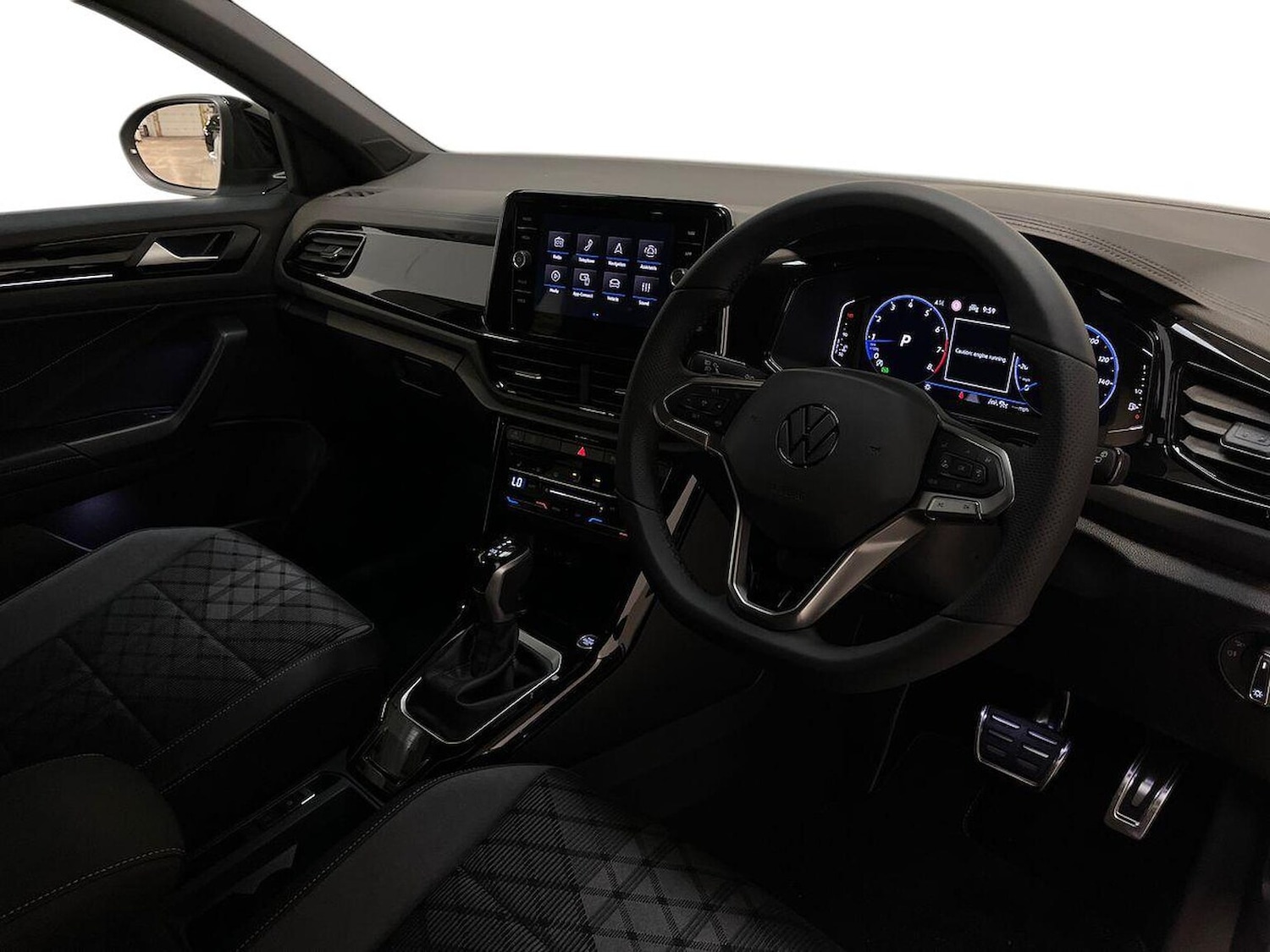 Used Volkswagen T-Roc 2025 for sale - 76643576: Photo 15