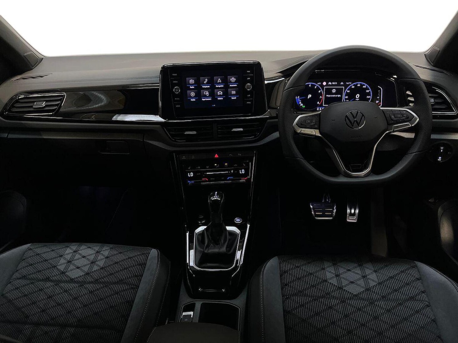 Used Volkswagen T-Roc 2025 for sale - 76643576: Photo 8