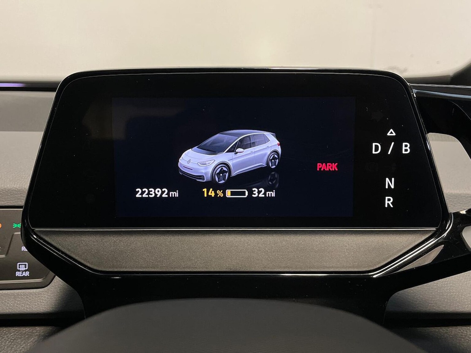 Used Volkswagen ID.3 2022 for sale - 76402409: Photo 10