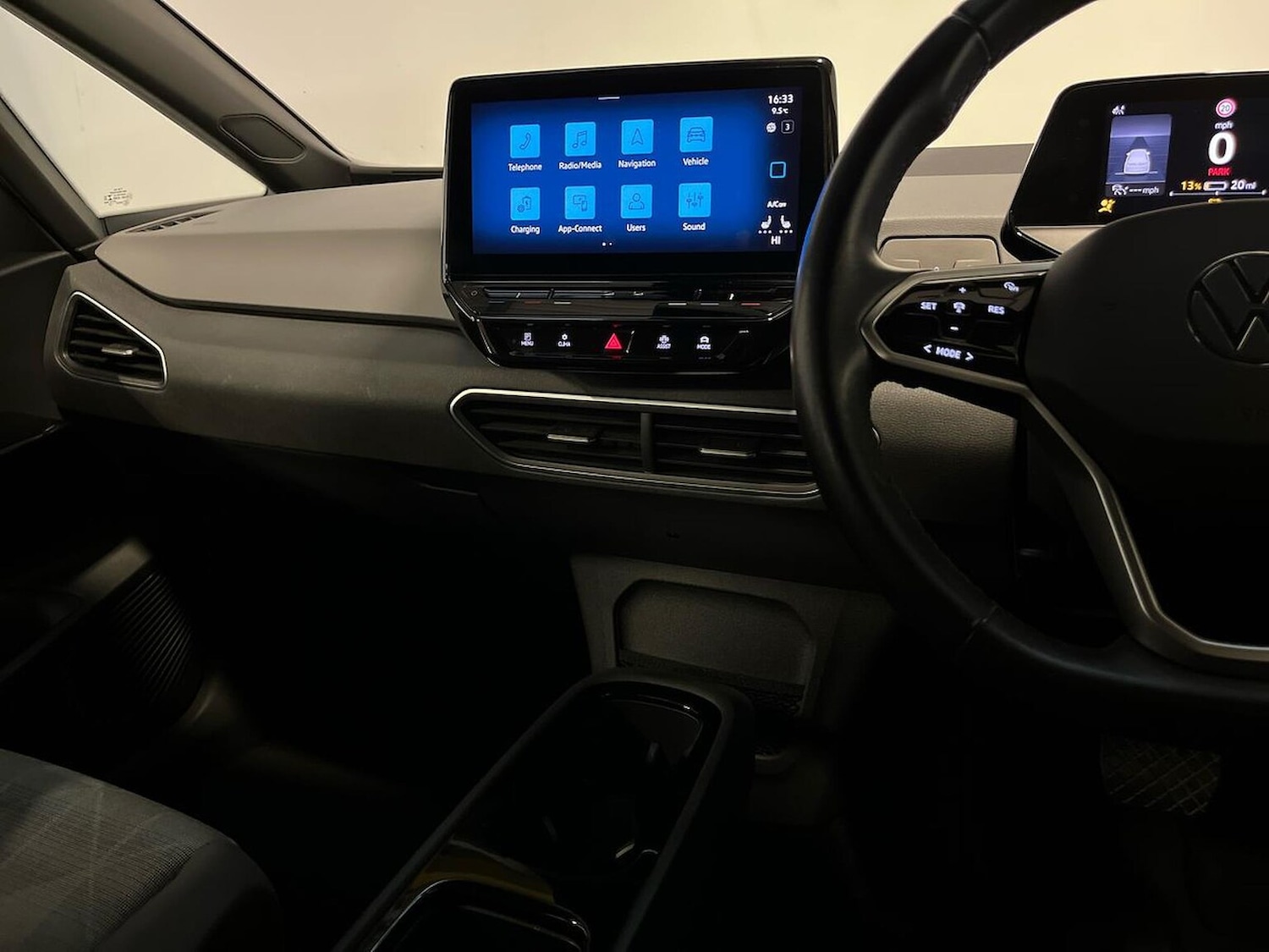 Used Volkswagen ID.3 2022 for sale - 76402409: Photo 13