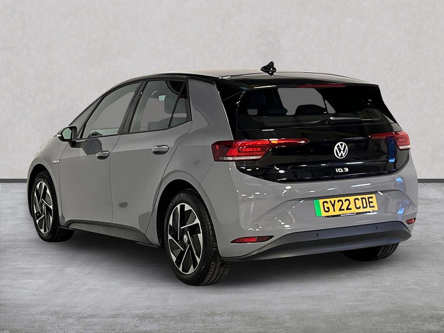 Used Volkswagen ID.3 2022 for sale - 76402409: Photo 2