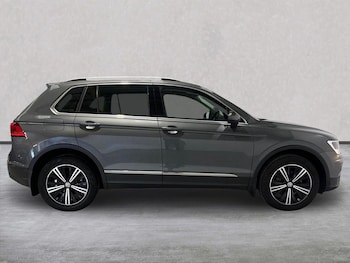 Used Volkswagen Tiguan 2018 for sale - 76893244: Photo