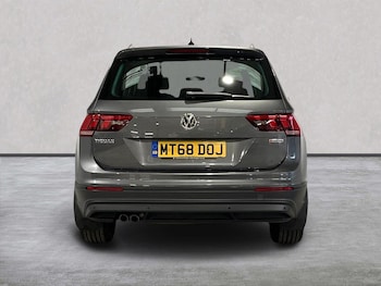 Used Volkswagen Tiguan 2018 for sale - 76893244: Photo