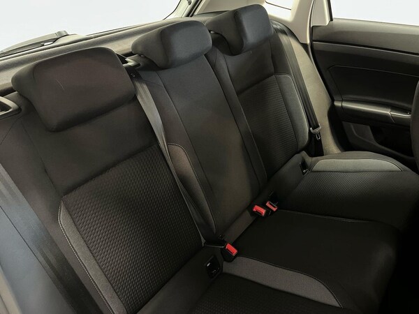 Used Volkswagen Polo 2022 for sale - 76182459: Photo 16