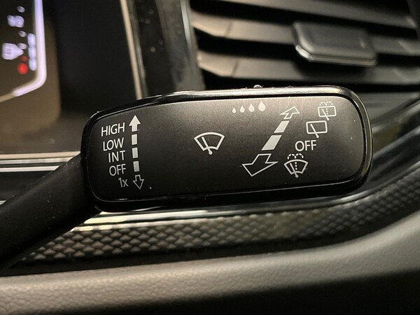 Used Volkswagen Polo 2022 for sale - 76182459: Photo 28