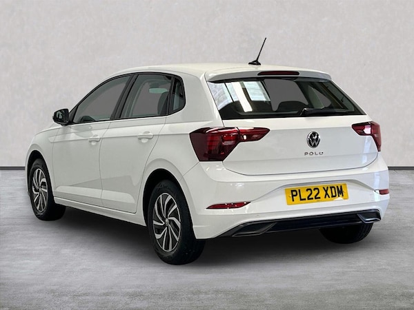 Used Volkswagen Polo 2022 for sale - 76182459: Photo 2