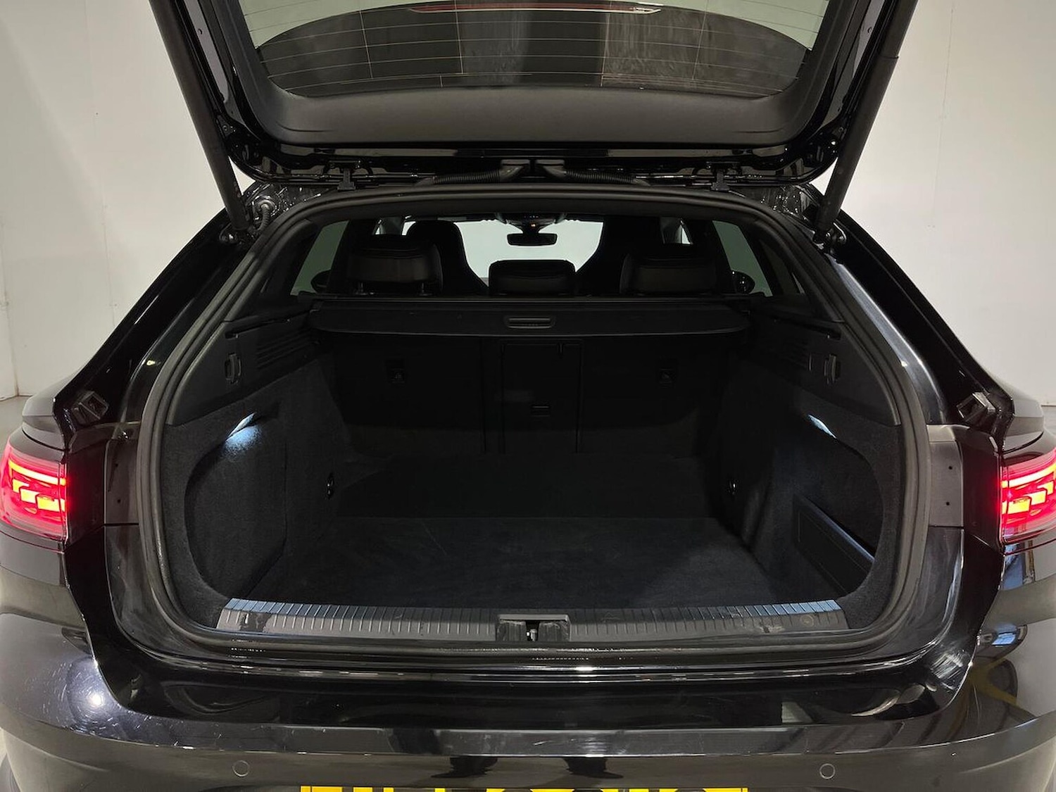 Used Volkswagen Arteon 2023 for sale - 77023475: Photo 19