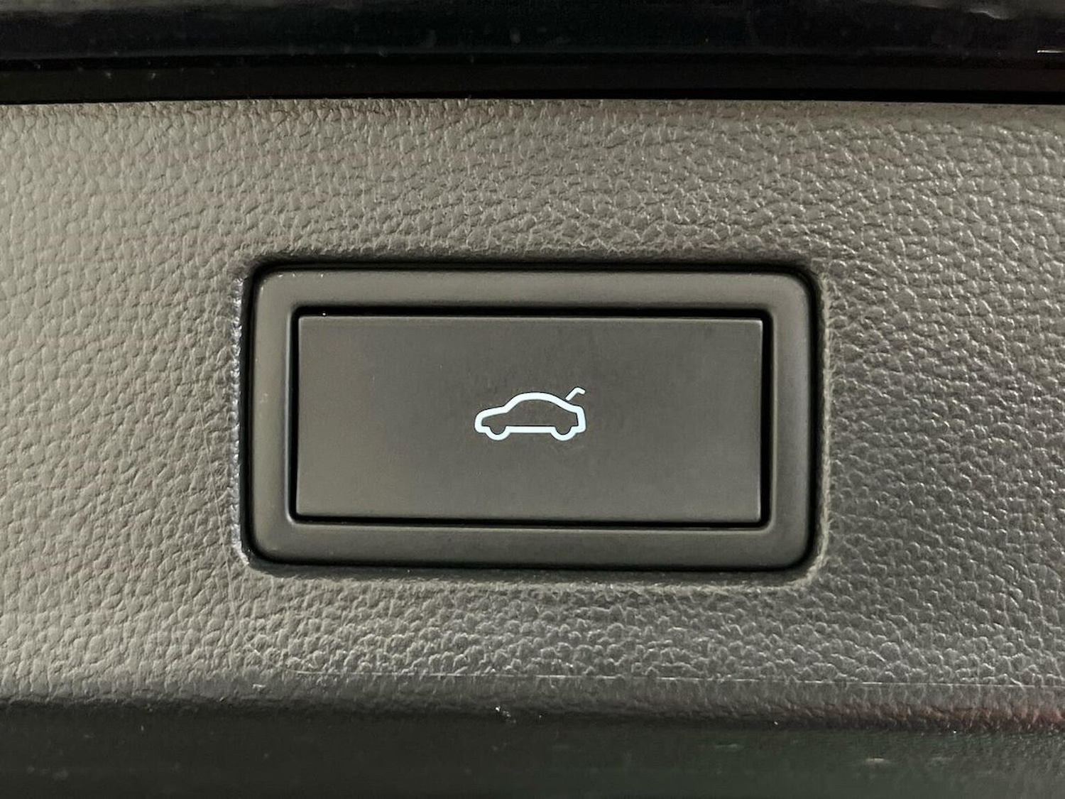 Used Volkswagen Arteon 2023 for sale - 77023475: Photo 24