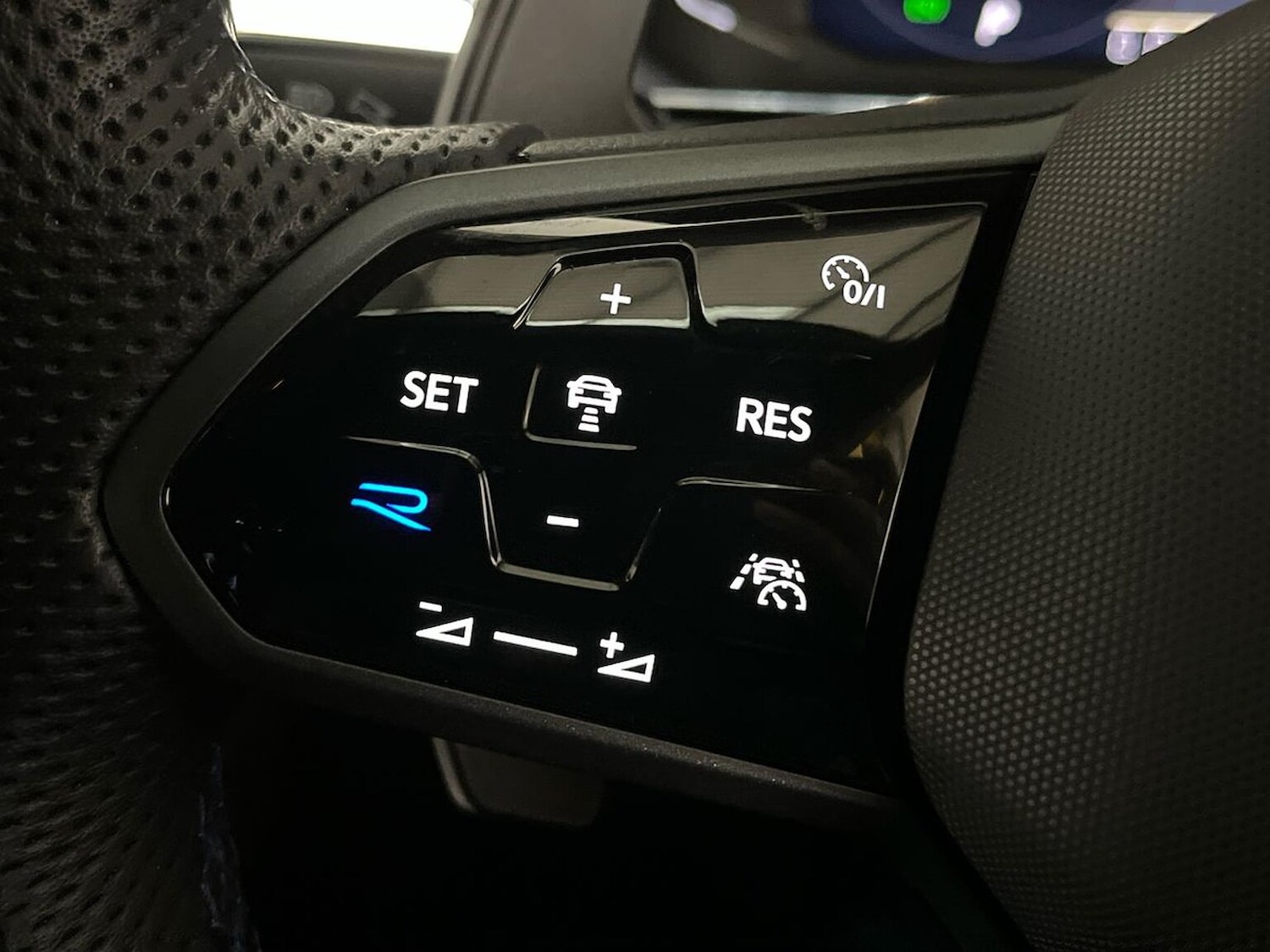 Used Volkswagen Arteon 2023 for sale - 77023475: Photo 29