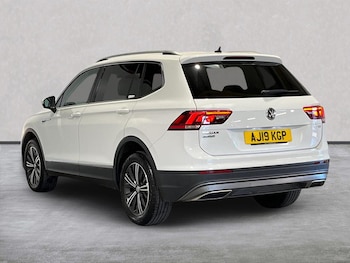 Used Volkswagen Tiguan Allspace 2019 for sale - 78195798: Photo