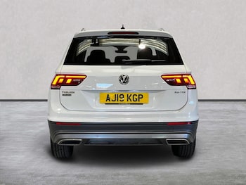 Used Volkswagen Tiguan Allspace 2019 for sale - 78195798: Photo
