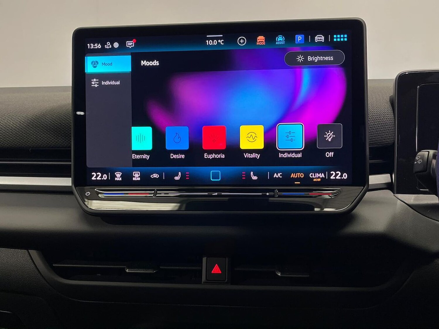 Used Volkswagen T-Roc 2026 for sale - 78195888: Photo 32