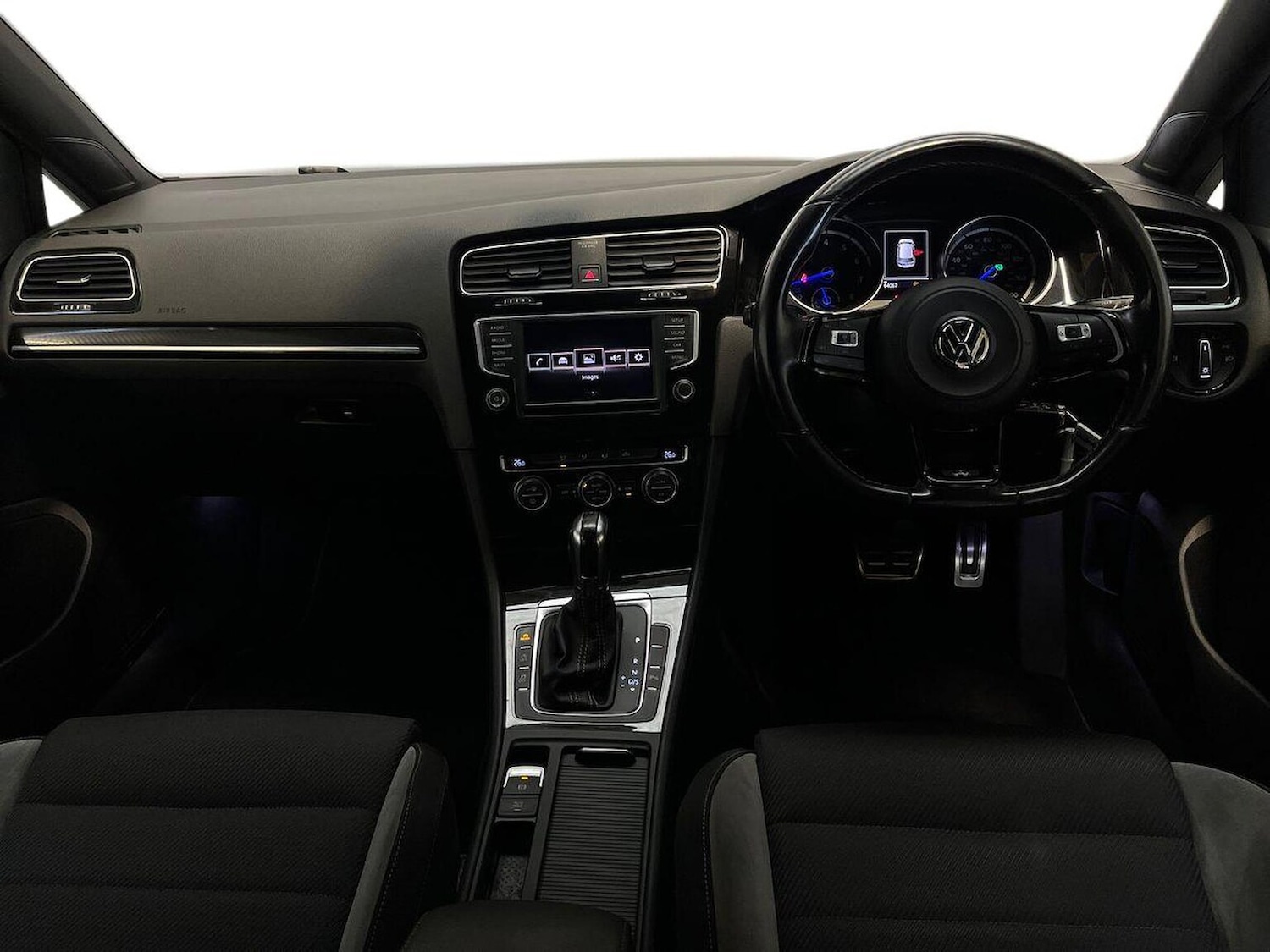 Used Volkswagen Golf 2015 for sale - 76504979: Photo 8