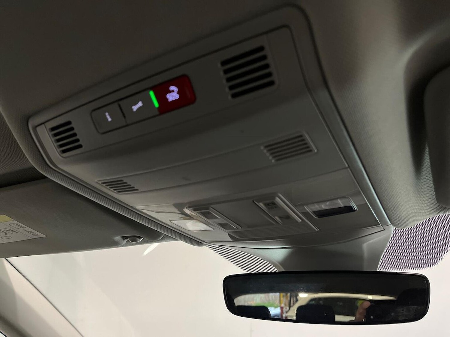 Used Volkswagen T-Cross 2023 for sale - 76831966: Photo 14