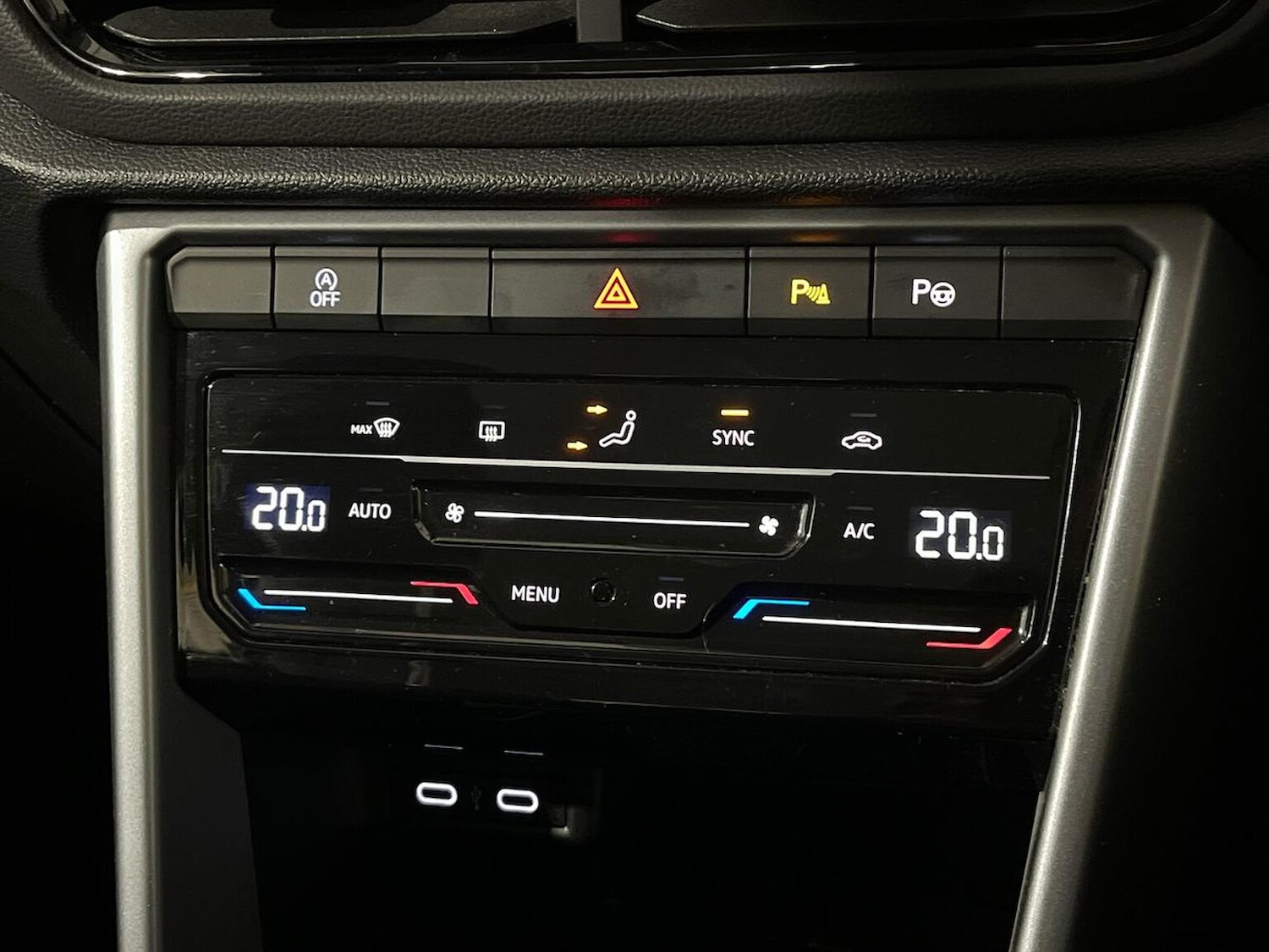 Used Volkswagen T-Roc 2022 for sale - 76770067: Photo 12