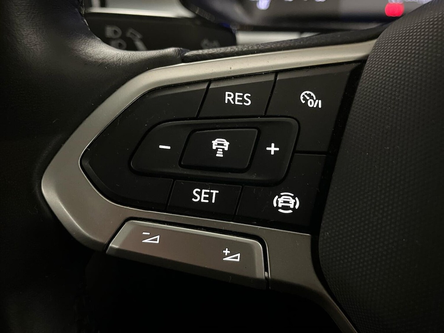 Used Volkswagen T-Roc 2022 for sale - 76770067: Photo 27