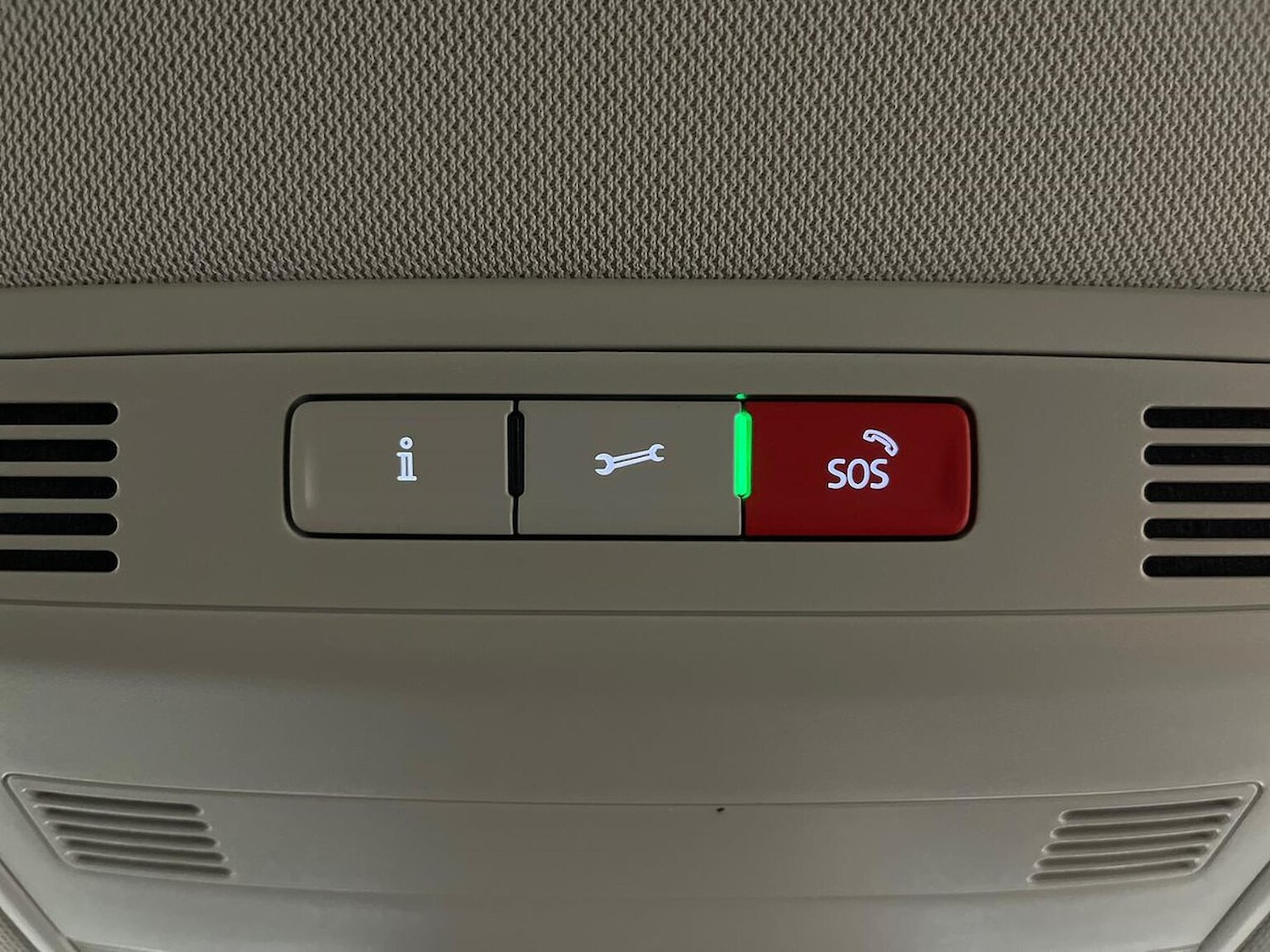 Used Volkswagen T-Roc 2022 for sale - 76770067: Photo 30