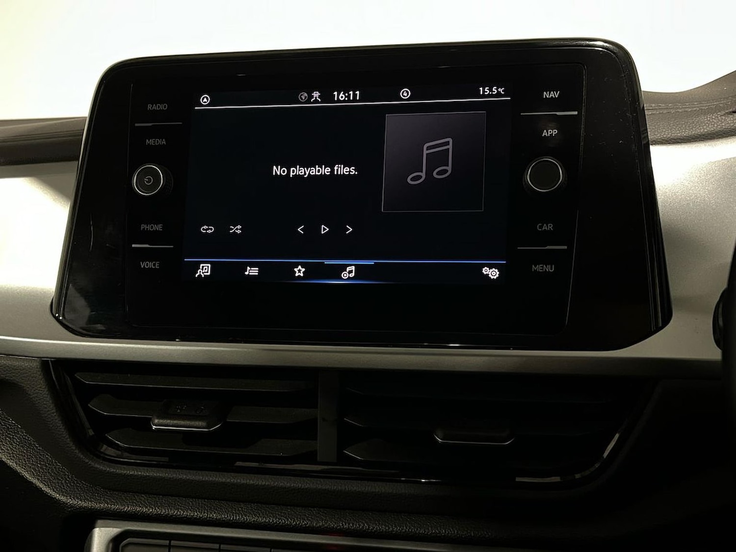 Used Volkswagen T-Roc 2022 for sale - 76770067: Photo 32